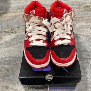 Nike SB Dunk Mid Premium